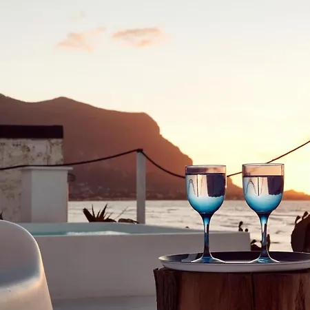 Pensionat Sea View Life