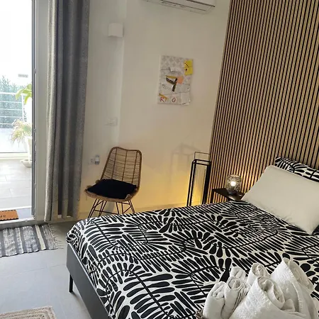 Sea View Life Guest house *