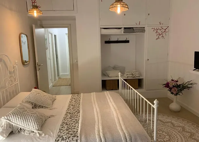 Sea View Life 4*